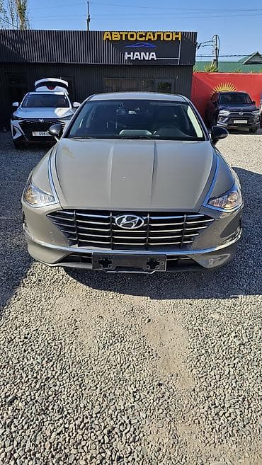 Hyundai Sonata: 2022 г., 2 л, Автомат, Газ, Седан — 1