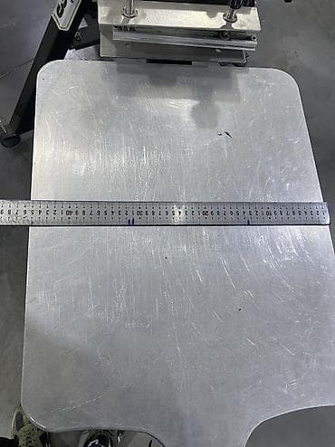 Упаковочно-фасовочные аппараты: Набор для шелкографии Характеристики: - Карусель на 6 столов/платформ — 2