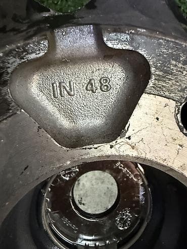 stud 100: Литые Диски R 17 Комплект, отверстий - 5, Б/у — 4