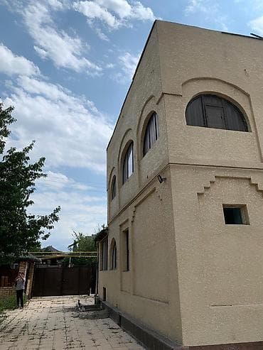 ак орго куплю дом: Продается 2-этажный частный дом в жил. массиве Ак-Орго. Площадь дома — 3