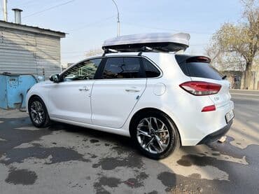 шины оптом бу: Hyundai i30: 2018 г., 1.6 л, Автомат, Дизель, Хэтчбэк — 2