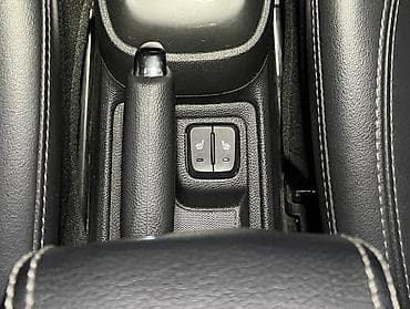 chevrolet ekvnikz: Chevrolet Spark: 2017 г., 1 л, Вариатор, Бензин, Хэтчбэк — 10