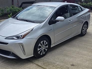 prius: Toyota Prius: 2019 г., 1.8 л, Автомат, Гибрид, Лифтбек — 4