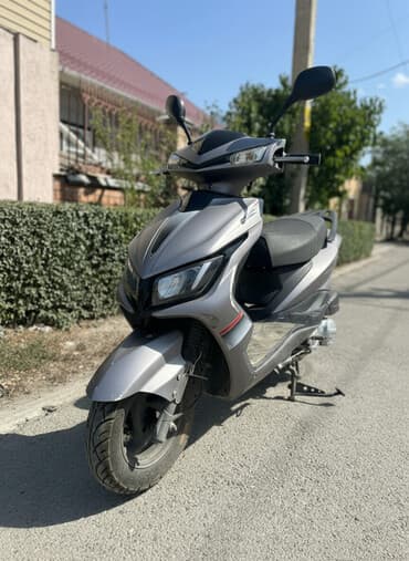 электронные мопеды: Тип скутера 125 куб. см, Бензин, Б/у — 1