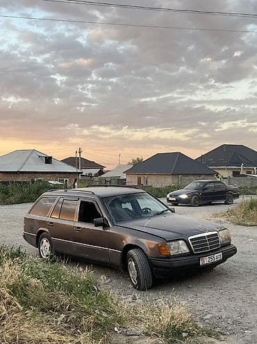 молдинги w124: Mercedes-Benz W124: 1994 г., 2.2 л, Автомат, Газ, Универсал — 1