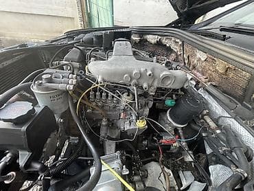 Унаа: Дизельный двигатель Mercedes-Benz OM603 3.0 - Рядный 6‑цилиндровый — 1