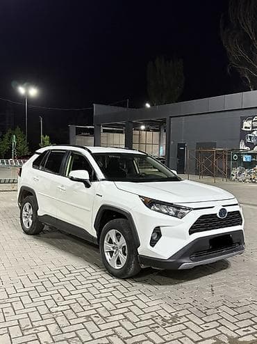 Toyota RAV4: 2020 г., 2.5 л, Автомат, Гибрид, Кроссовер