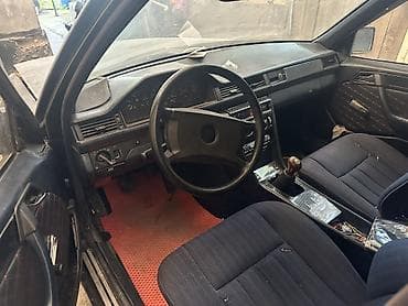 молдинги w124: Mercedes-Benz W124: 1990 г., 2.3 л, Ручные, Бензин, Седан — 3