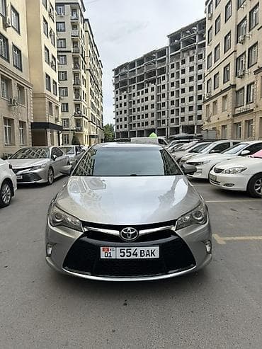 Toyota Camry: 2015 г., Автомат, Бензин, Седан