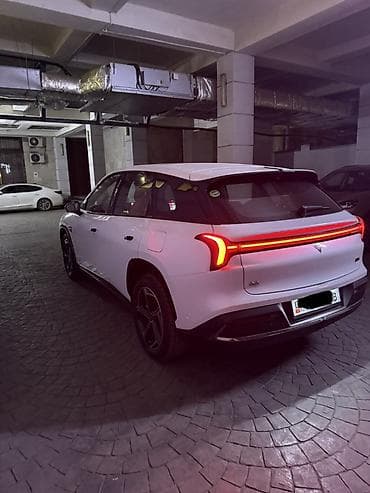 Voyah: Voyah : 2024 г., 1.5 л, Автомат, Электромобиль, Кроссовер — 6