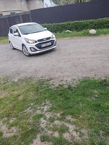 Chevrolet Spark: 2020 г., 1 л, Автомат, Бензин, Хэтчбэк