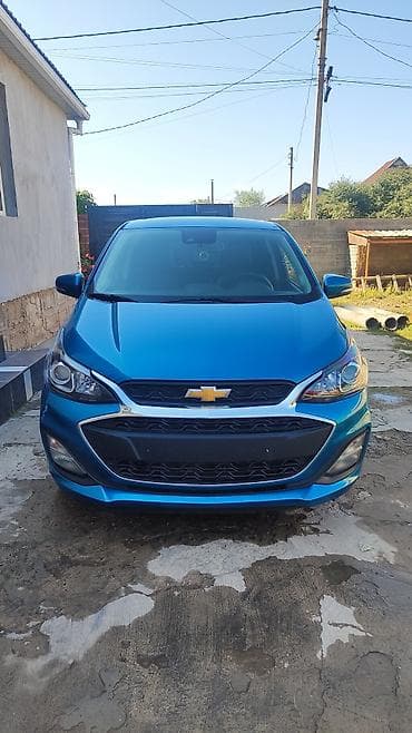 Chevrolet Spark: 2019 г., 0.1 л, Вариатор, Бензин, Хэтчбэк