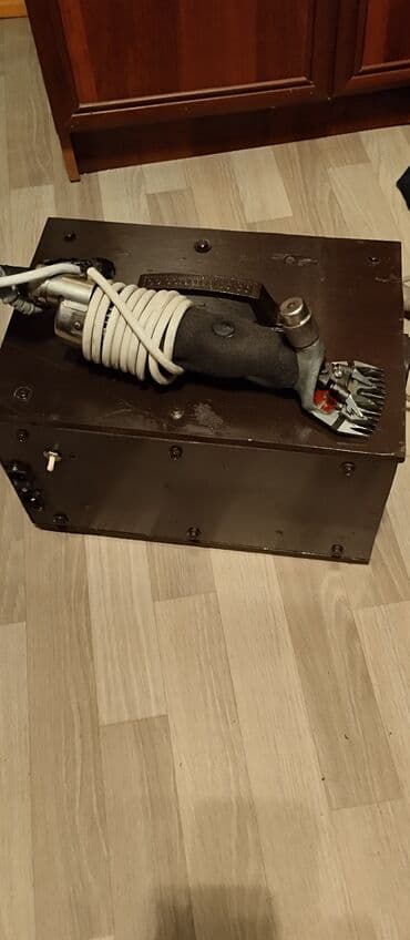 Машинка для стрижки овец и преобразователь для работы на две машинки