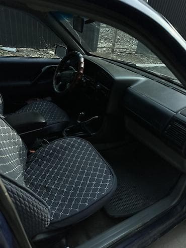 variant: Volkswagen Passat Variant: 1994 г., 2 л, Механика, Бензин, Универсал — 7