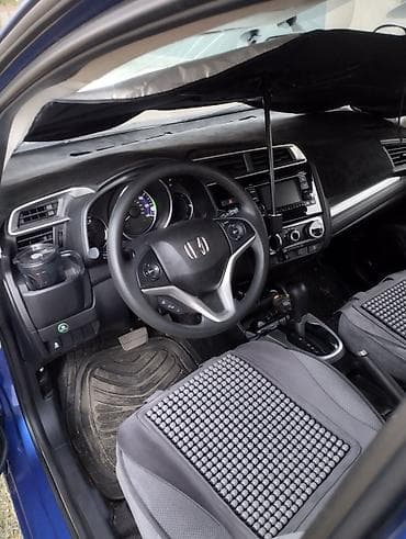 Транспорт: Honda Fit: 2019 г., 1.5 л, Автомат, Бензин, Хэтчбэк — 4