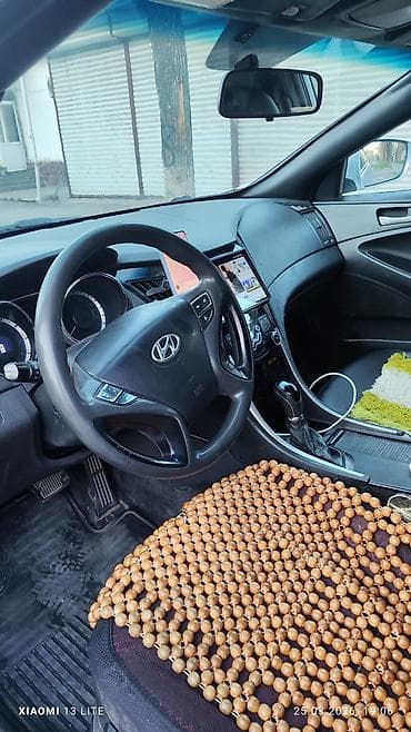 infinity fx: Hyundai Sonata: 2013 г., 2 л, Автомат, Бензин, Седан — 3