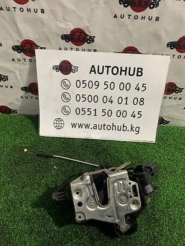 рычаг w210: Замок двери для Mercedes-Benz E-Class W210, двигатель M112 E26, год — 1