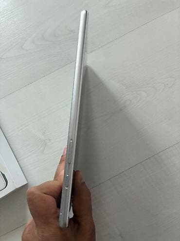 tab s5e: Планшет, Samsung, память 64 ГБ, 8" - 9", Wi-Fi, Б/у, Классический цвет - Серебристый — 6