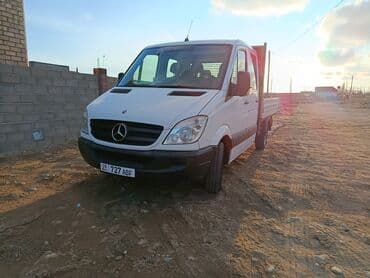 Коммерциялык транспорт: Жеңил жүк ташуучу унаа, Mercedes-Benz, Дубль, Колдонулган — 9