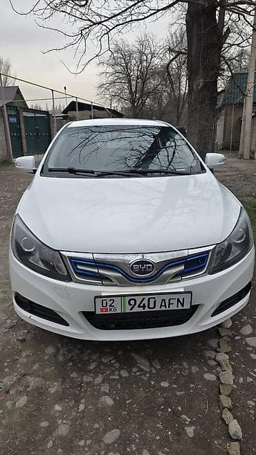 юмв е34: BYD E5: 2018 г., 2 л, Вариатор, Электромобиль, Седан — 1