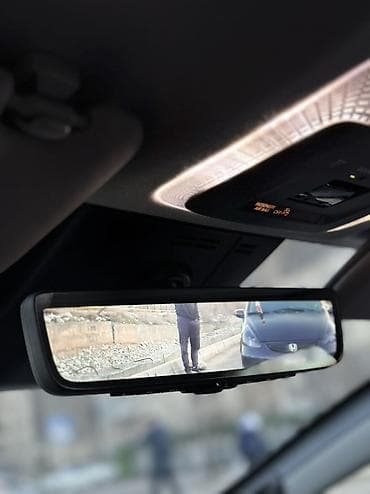 corolla s: Toyota Prius: 2023 г., 2 л, Гибрид, Лифтбек — 8