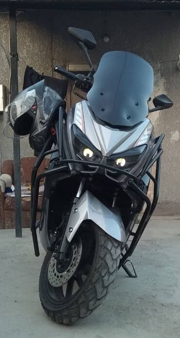 электронные мотоцикл: Макси-скутер Yamati, 175 куб. см, Бензин, Б/у — 1