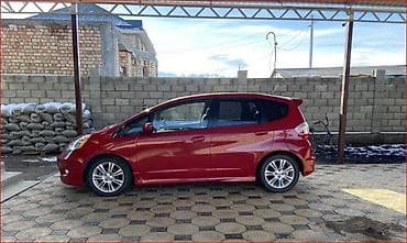 Honda Fit: 2010 г., Автомат, Бензин — 5