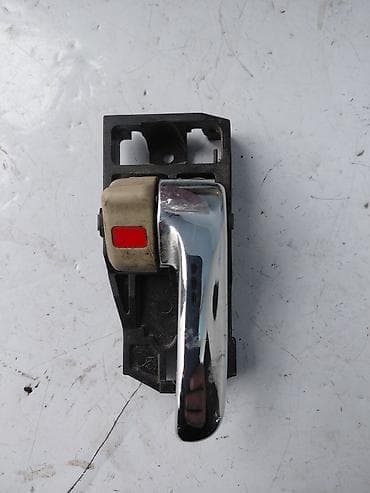 corolla 2016: Задняя правая дверная ручка Дверная ручка Toyota Б/у, Оригинал — 2