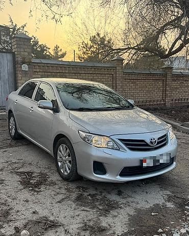 2011: Toyota Corolla: 2011 г., 1.4 л, Механика, Бензин, Седан — 2