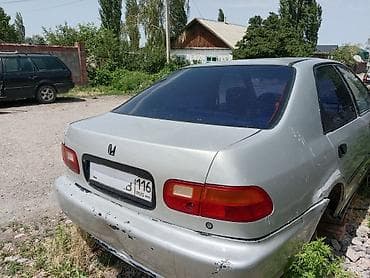 бортовой продаю: Honda Civic: 1990 г., Седан — 1