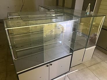 Торговое оборудование для магазина/павильона Комплект витрин и