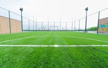 Искусственный газон, имитирующий натуральную траву. Подходит для at lalafo.kg Искусственный газон, имитирующий натуральную траву. Подходит для