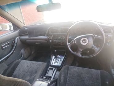 Subaru Legacy: 2000 г., 2.5 л, Автомат, Универсал — 8