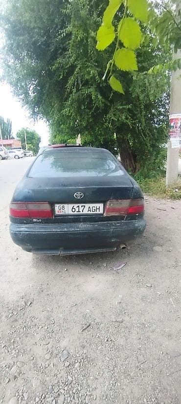 camry 2020: Toyota Camry: 1993 г., 1.6 л, Механика, Бензин, Седан — 1
