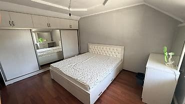 4 bedroom: 190 м², 4 комнаты — 6
