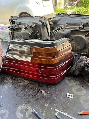 Задняя фара Оригинал Mercedes w124
