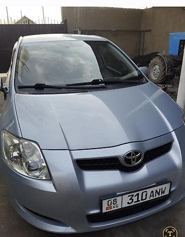 Toyota Auris: 2009 г., 1.6 л, Робот, Бензин, Хетчбек
