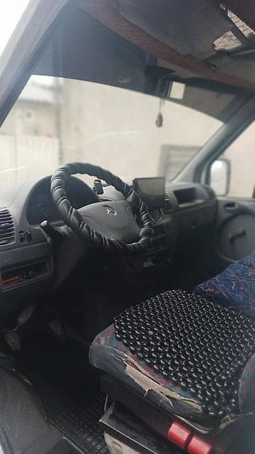 x 7: Пассажирский микроавтобус Mercedes‑Benz Sprinter (длинная база — 3