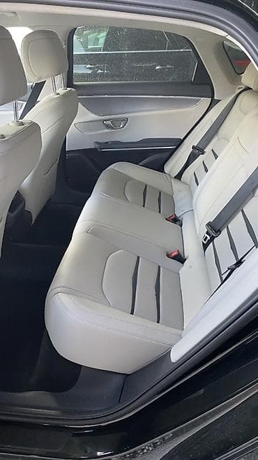 bid e5: BYD E9: 2021 г., Автомат, Электромобиль, Седан — 6