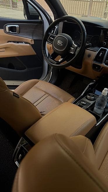 решетка на батаре: Kia Sorento: 2021 г., 2.2 л, Робот, Дизель, Кроссовер — 3