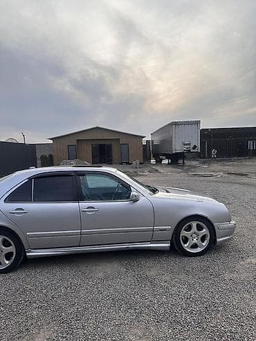 Mercedes-Benz E-класс AMG: 2000 г., 5.4 л, Автомат, Седан