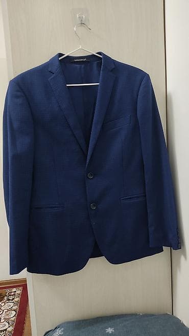 Свадебные платья и аксессуары: Мужской костюм турецкий отличное состояние 2500 сом, размер — 2