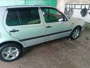 аккумулятор для машины: Volkswagen Golf: 1995 г., Хетчбек — 1