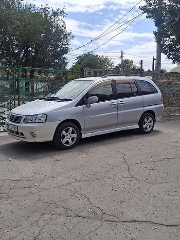 Nissan Liberty: 2000 г., 2 л, Автомат, Газ, Вэн/Минивэн — 2