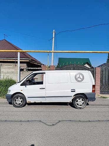 Унаа: Жеңил жүк ташуучу унаа, Mercedes-Benz, Колдонулган — 3