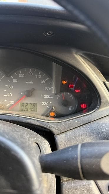 крыло гетц: Ford Focus: 2003 г., Автомат, Бензин, Седан — 7