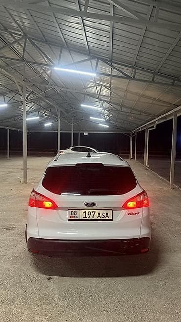 byd e9: Ford Focus: 2015 г., 1.6 л, Механика, Бензин, Универсал — 3