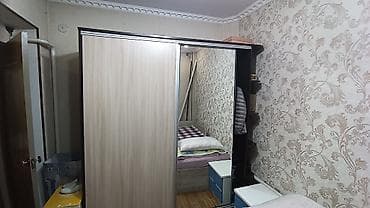 сервант с зеркалом: Шкаф купе, Б/у, С зеркалом, ЛДСП — 1
