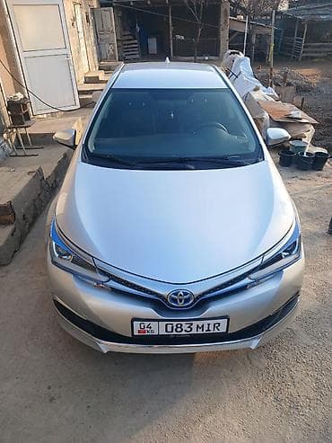 Toyota Corolla: 2019 г., Автомат, Гибрид, Седан