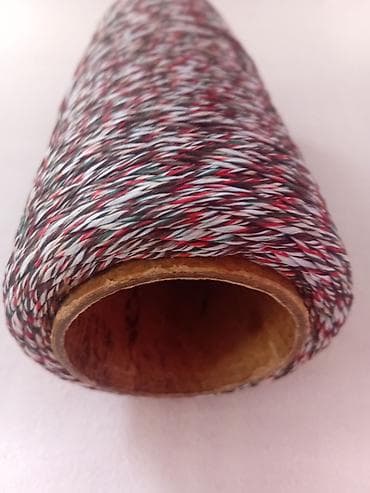 упаковка швеи: Бобина многоцветного шнура/пряжи - Тип: кручёный шнур/нить на — 1